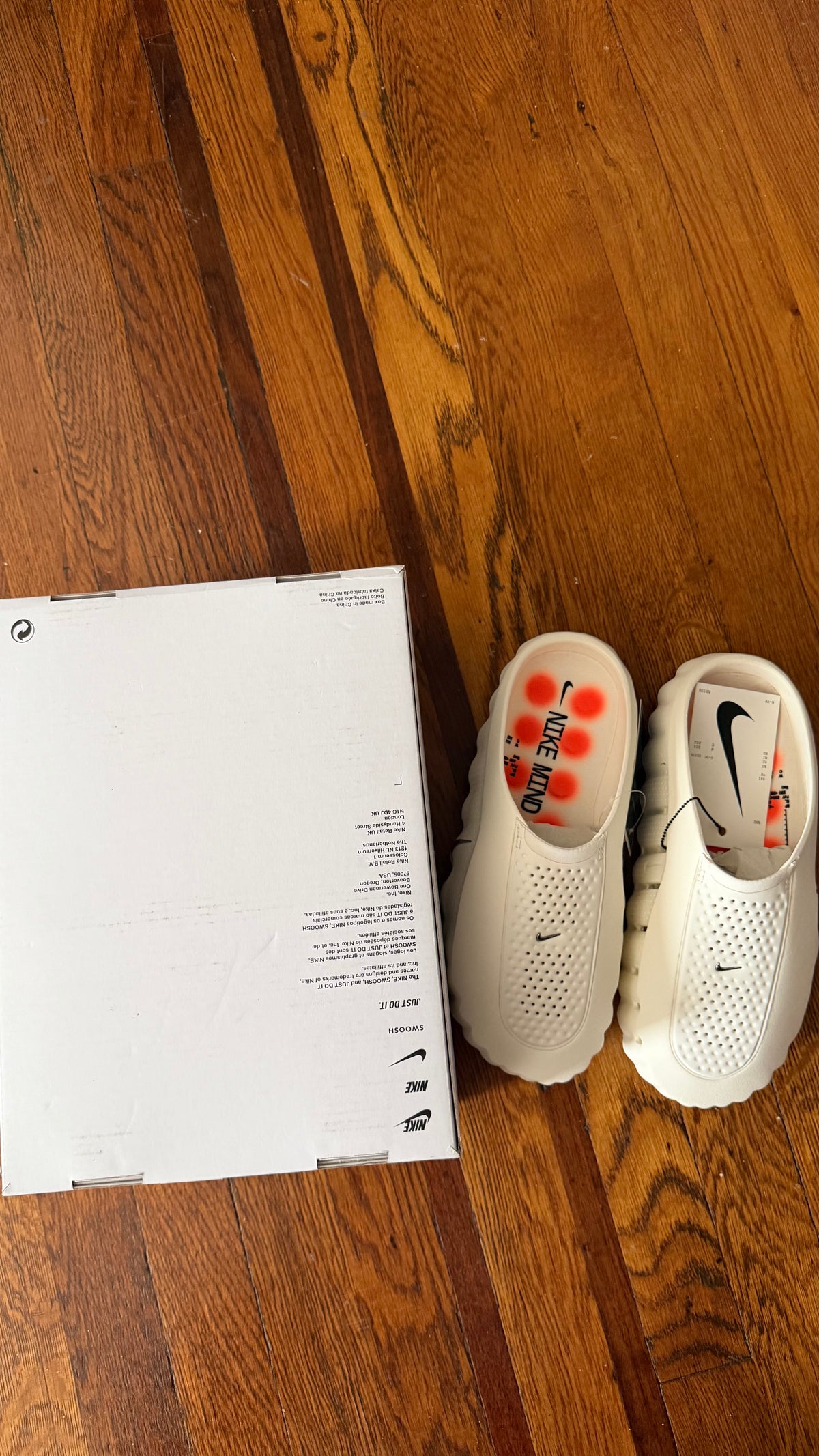 Nike Mind 001 Slip-On Low Top Sneakers White/Orange Unisex HQ4309-100